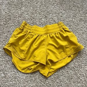 Lululemon mustard shorts 2.5”